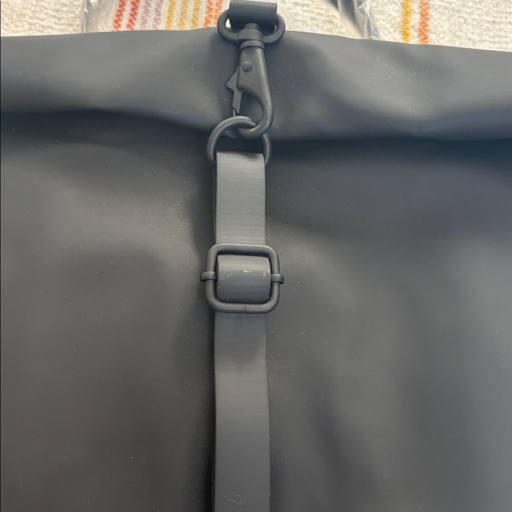 NWT - Mini - Rains - Black Roll-Top Mini Backpack - Picture 3 of 7
